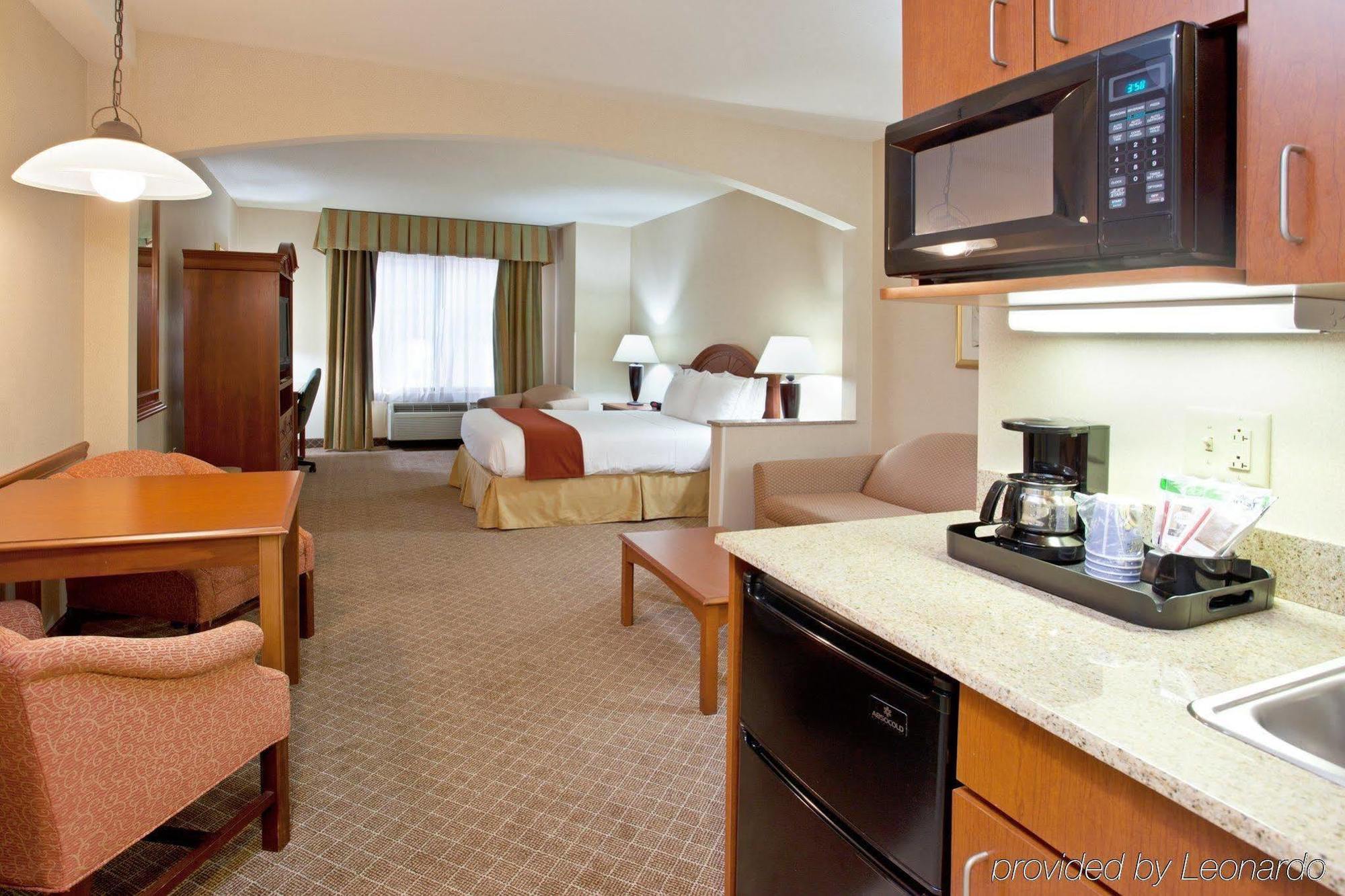 Wyndham Garden Erie Hotel Kearsarge Phòng bức ảnh
